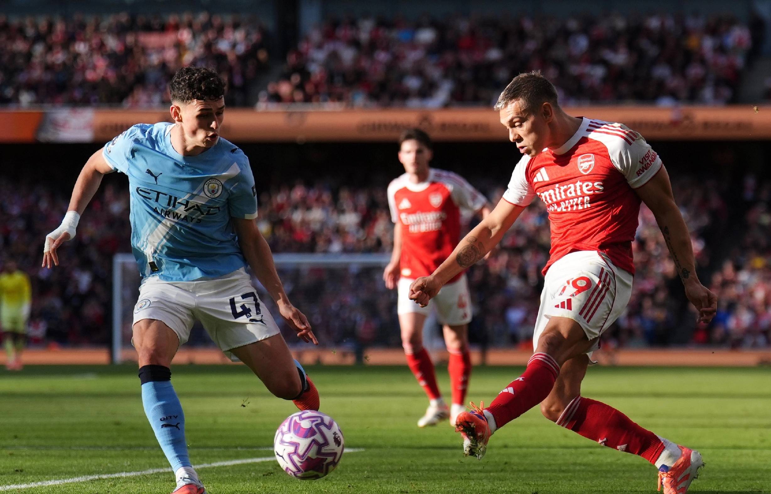 那个会开飞机的音乐家，终于成为NBA千胜教头