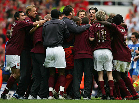 NBA爆冷！快船98-92击败活塞，伦纳德26分哈登19+7+7救主