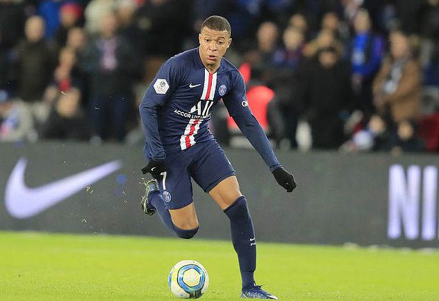 上海海港4-3险胜青岛海牛 豪取四连胜继续领跑中超