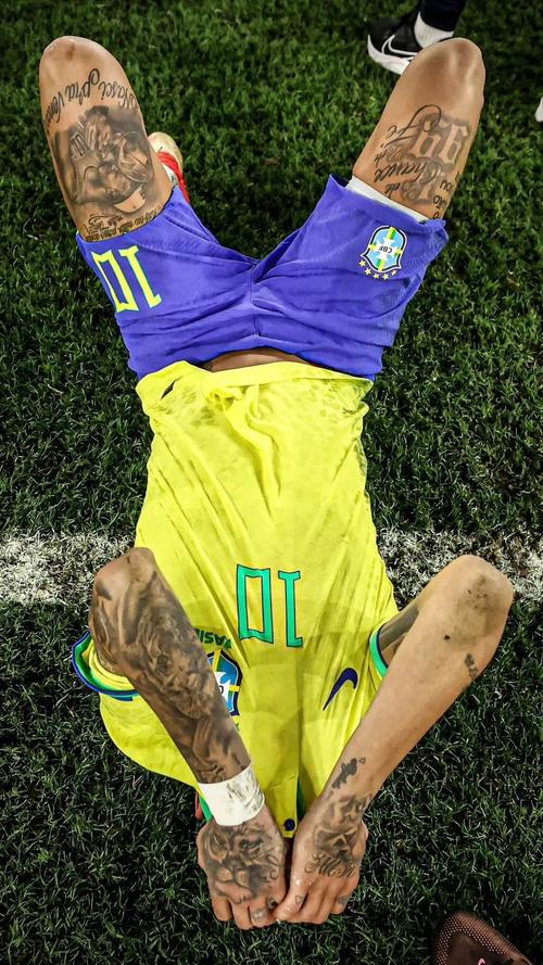 育碧财报确认裁员1500人！CEO称AI将引领行业