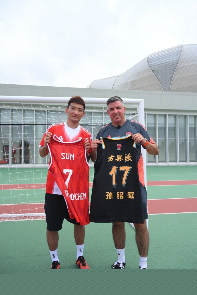 26KPL资格赛首日：XYG不敌情久跌落败者组，经济领先被翻盘太可惜