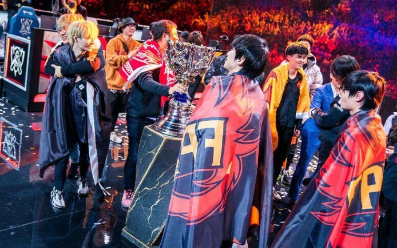 CSGO NaVi、FaZe锁定IEM科隆小组赛