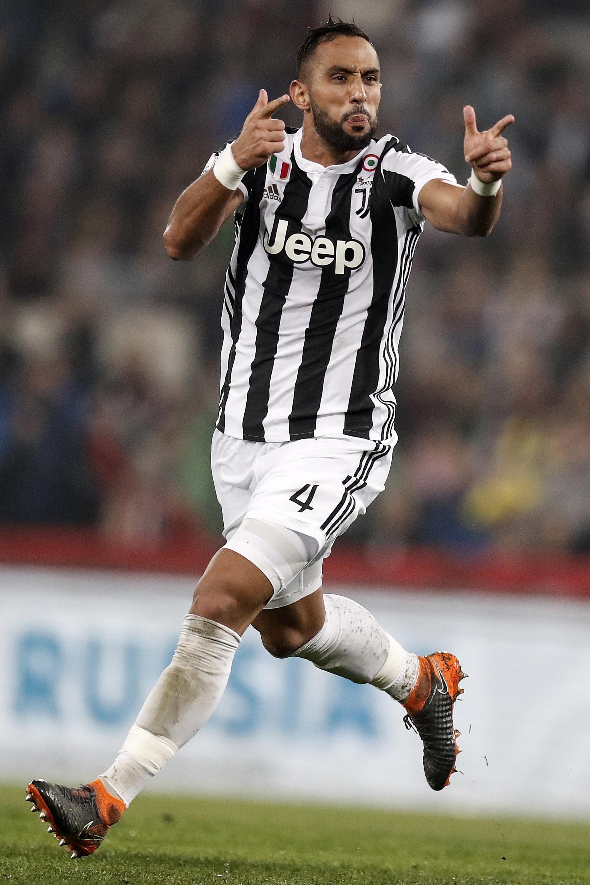 35分17板7助 冠军前锋引爆交易